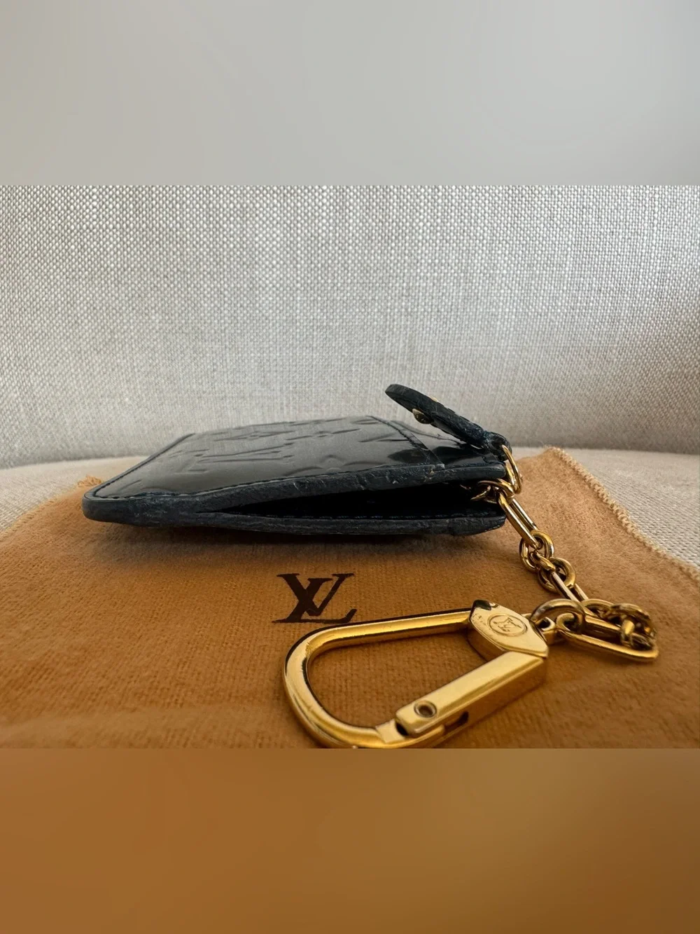 Louis Vuitton Dark Green Vernis Monogram Key Cles with Gold Hardware